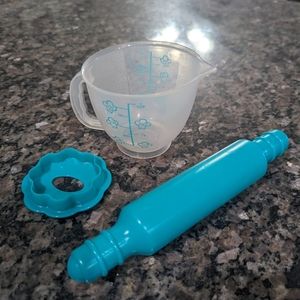 Tupperware - Kids Mini Baking Set